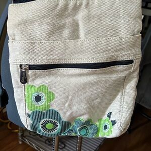 Thirty-one crossbody